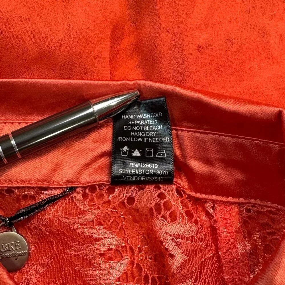 BKE Boutique Sheer Blouse Womens Sz Medium Stripe Lace Long Sleeve Coral Orange - Picture 15 of 15